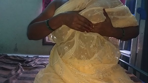i-indian bhabhi hot show izosiza ukwenza u-cum